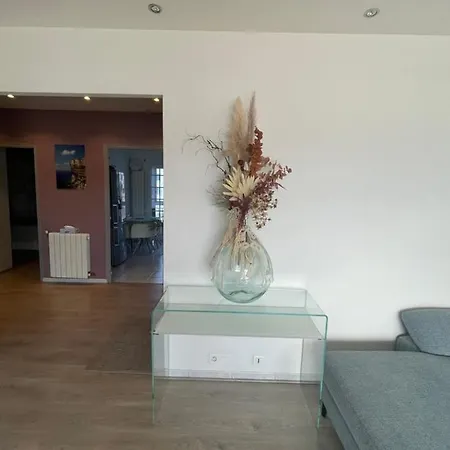 Appartement Le Cyrnos - A Ajaccio 4 Couchages Avec Belle Vue Sur Le Port *